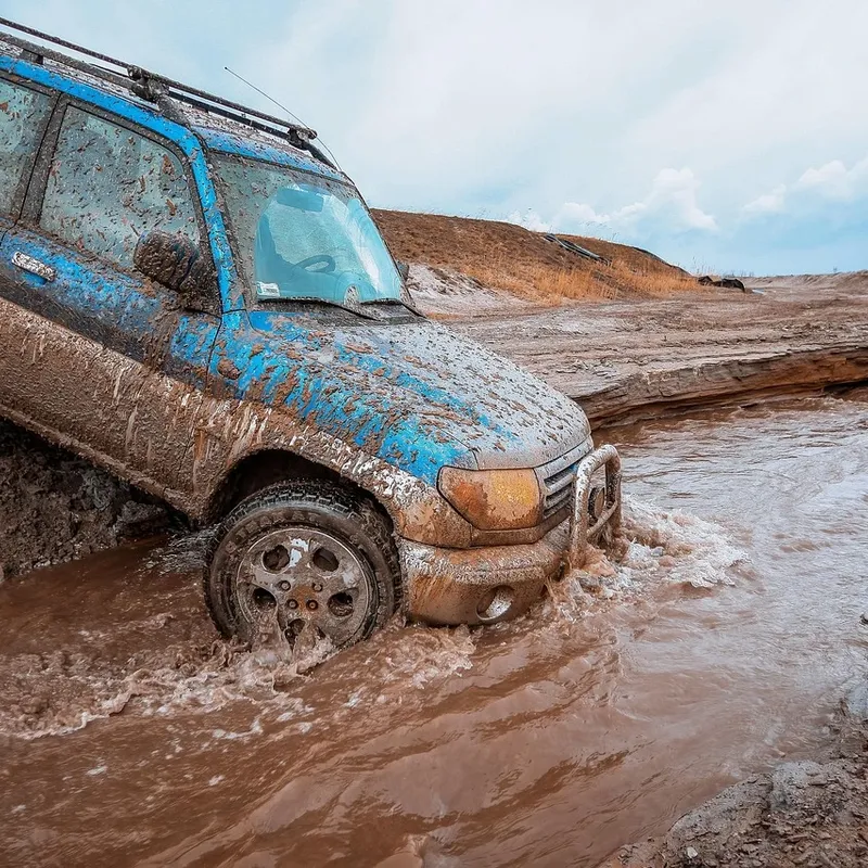SAMOCHÓD ZDALNIE STEROWANY GESTEM 4x4 PILOT RC + KONTROLER GESTU AUTO RC