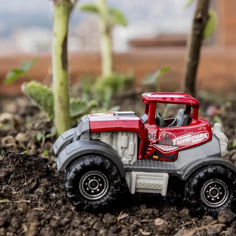 SAMOCHÓD ZDALNIE STEROWANY RC AUTO NA PILOT 1:16