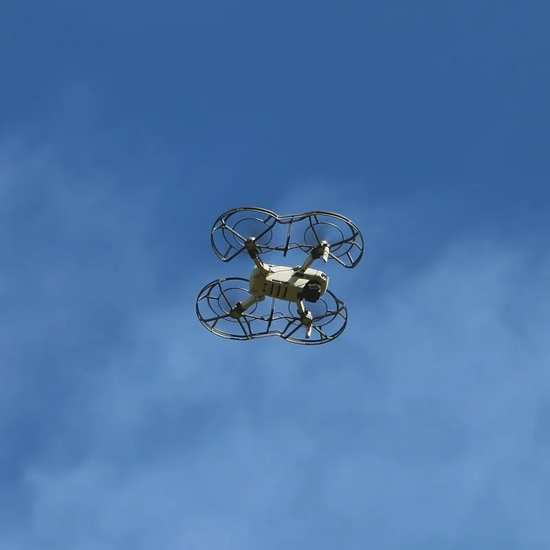 SAMOCHÓD ZDALNIE STEROWANY ROBOT 2W1 AUTO NA PILOT