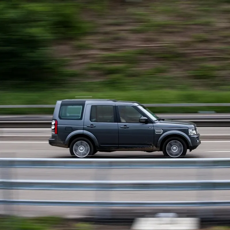 SAMOCHÓD ZDALNIE STEROWANY TERENOWY DUŻY PILOT RC