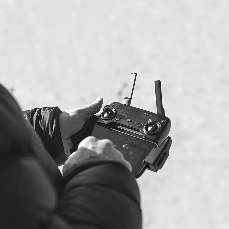 SAMOCHÓD ZDALNIE STEROWANY 1:12 ŚWIATŁA PRZÓD TYŁ SAMOCHODZIK RC NA PILOT