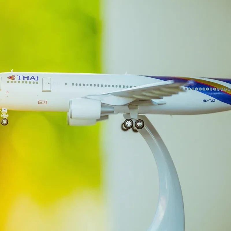 SAMOCHÓD ZDALNIE STEROWANY RC AUTO NA PILOT 1:18